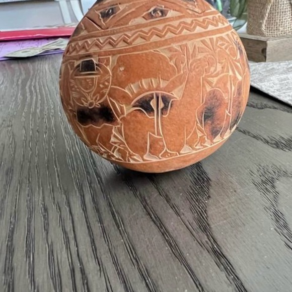 Vtg Peruvian Hand Carved Bowl Peru Folk Art Storytelling Calabash Gourd Small - Picture 3 of 8